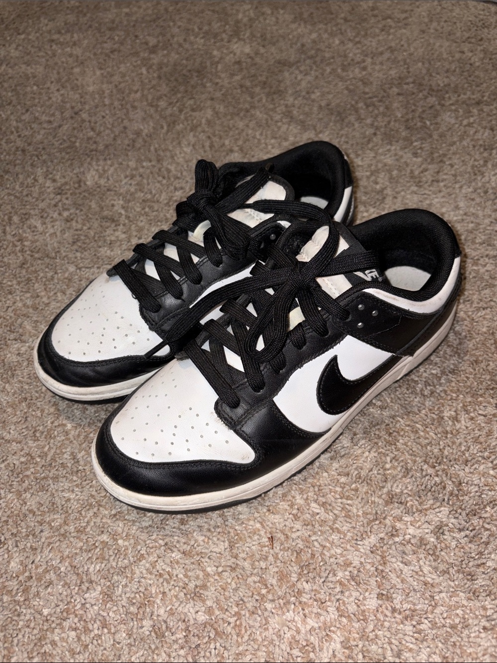 Nike Kids Black and White Low-Top Sneakers